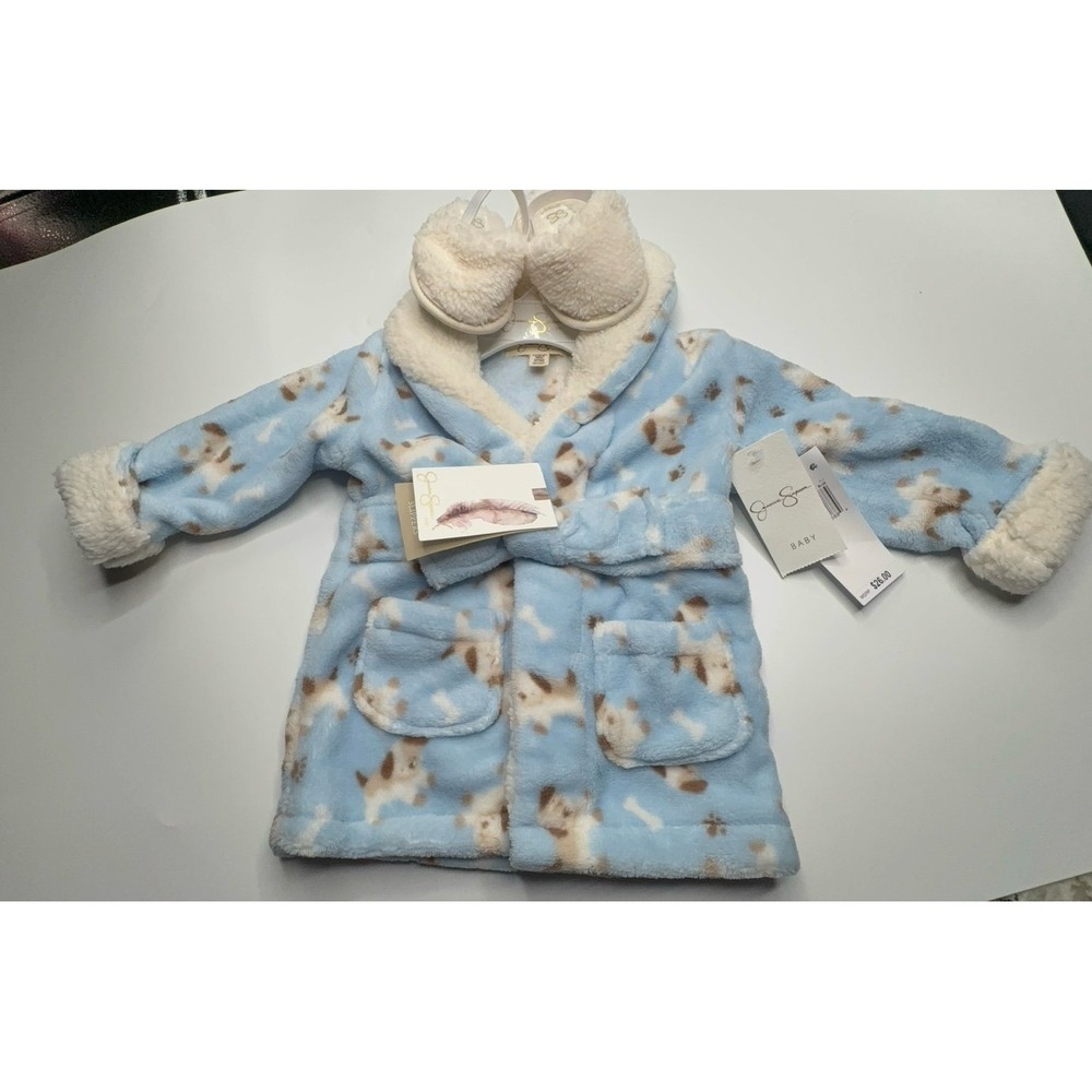 NEW baby boy size 0-9 months Jessica Simpson robe and slippers. Soft and absorbe